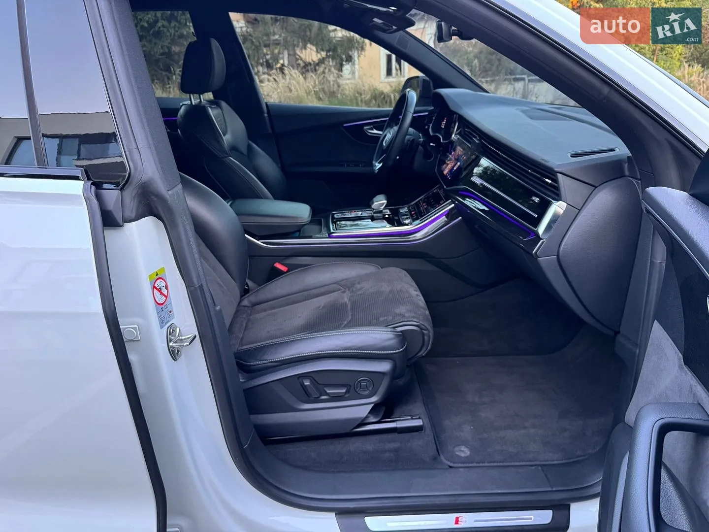 2019 Audi Q8 - мініатюра 31