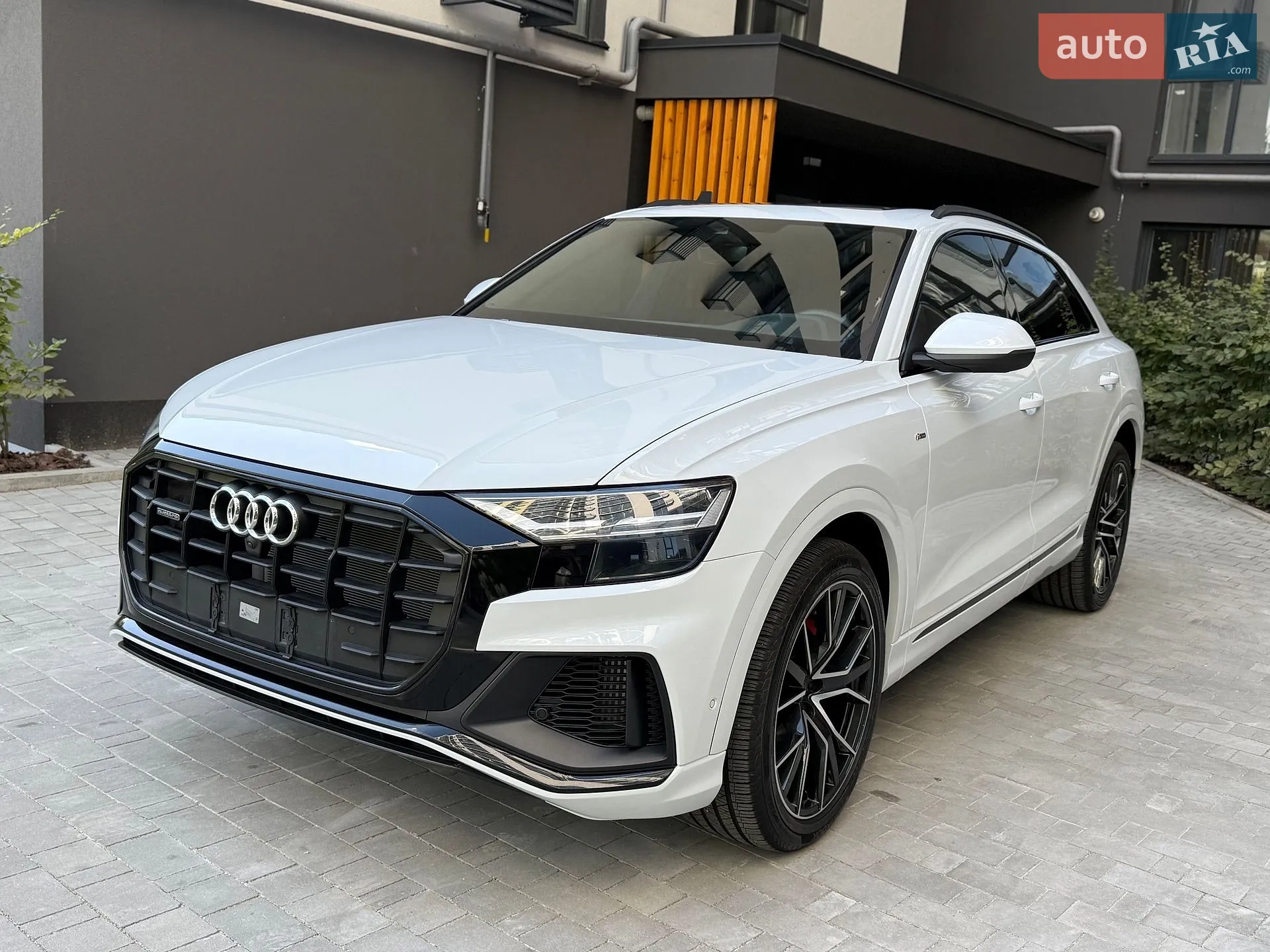 2022 Audi Q8 - мініатюра 3