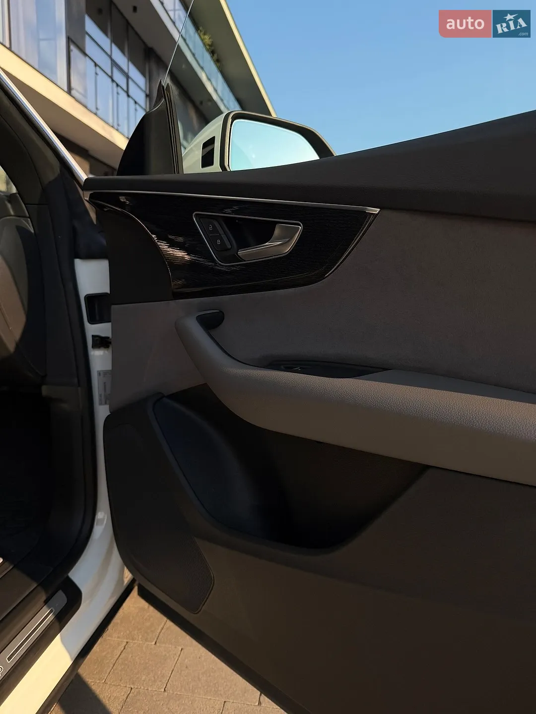 2020 Audi Q8 - мініатюра 15