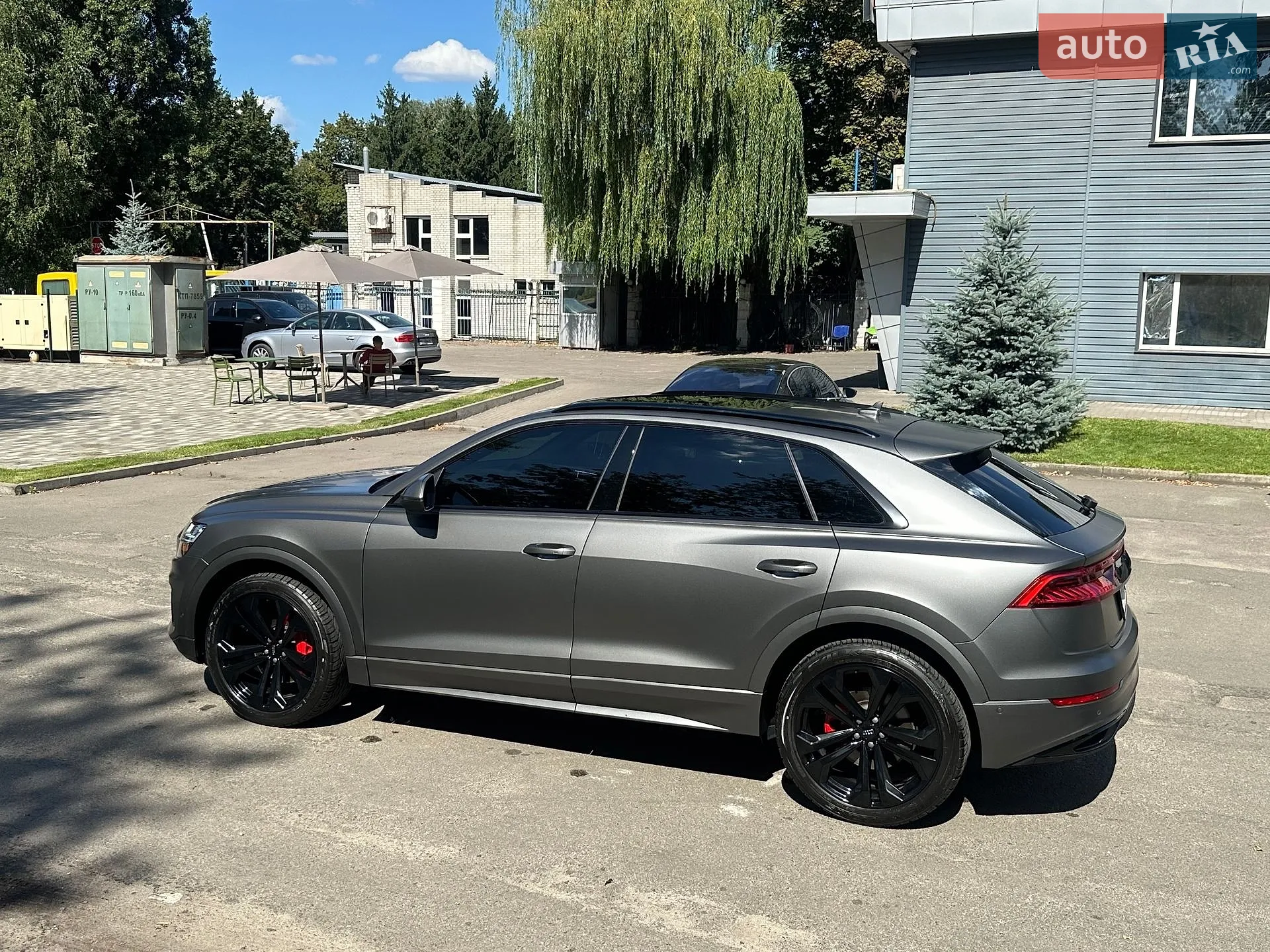 Audi Q8 2020 VIN WA1BVAF12LD008219 фото оголошення 8 з 44