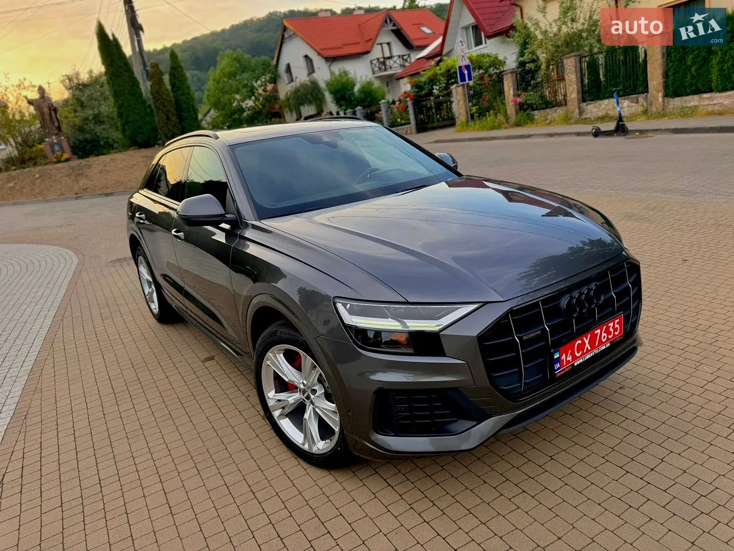 2019 Audi Q8 - мініатюра 2