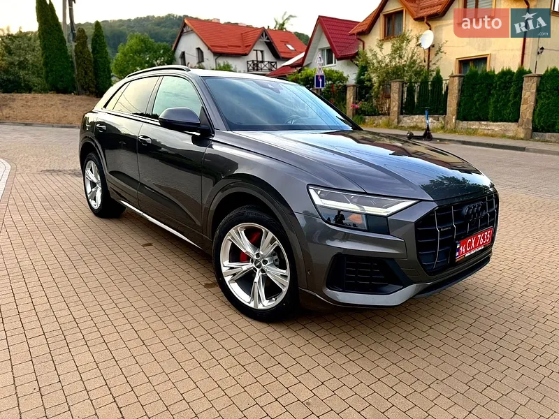 Audi Q8