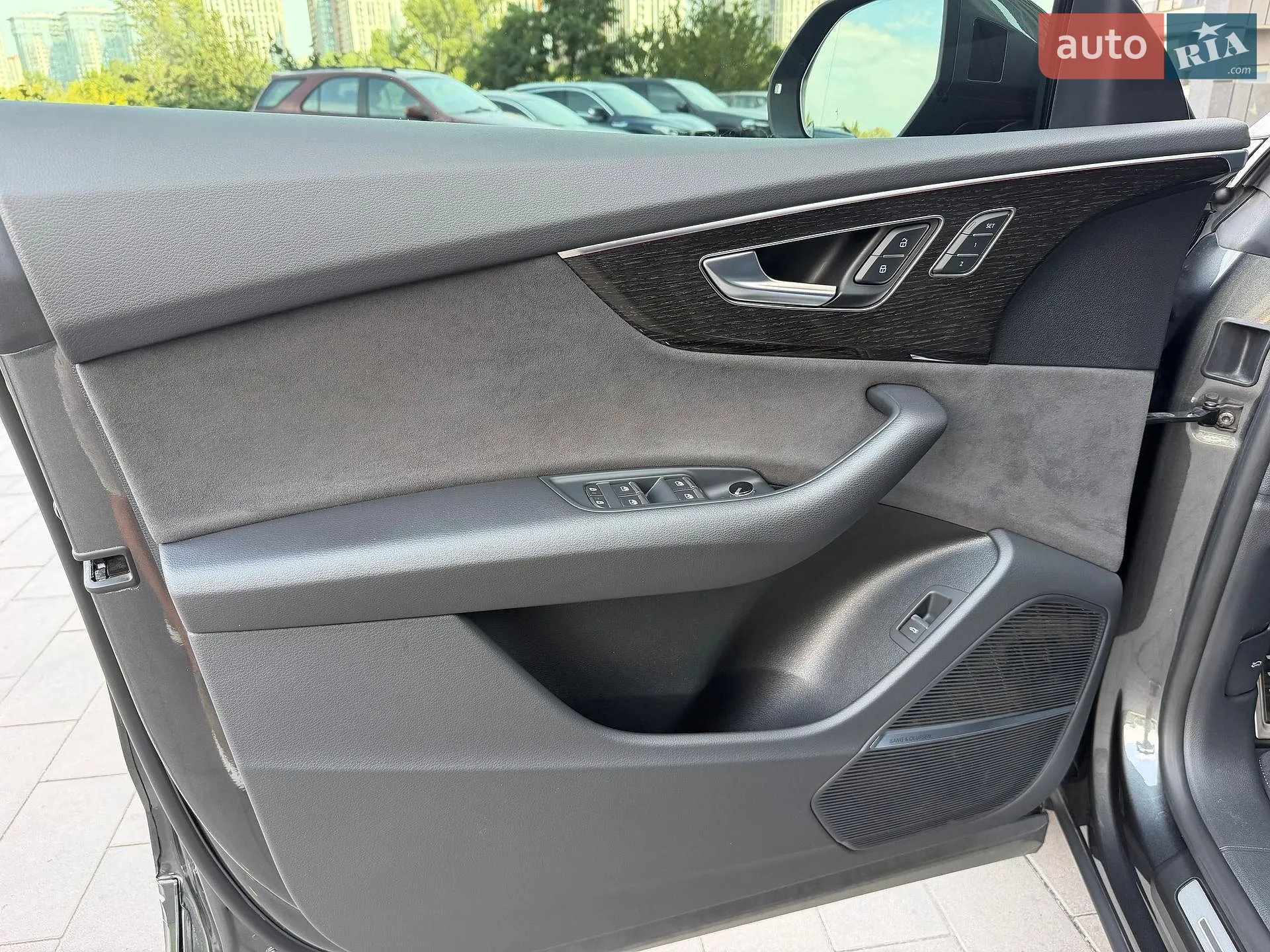 2023 Audi Q8 - мініатюра 93
