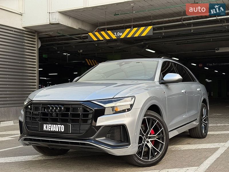 Audi Q8 2020