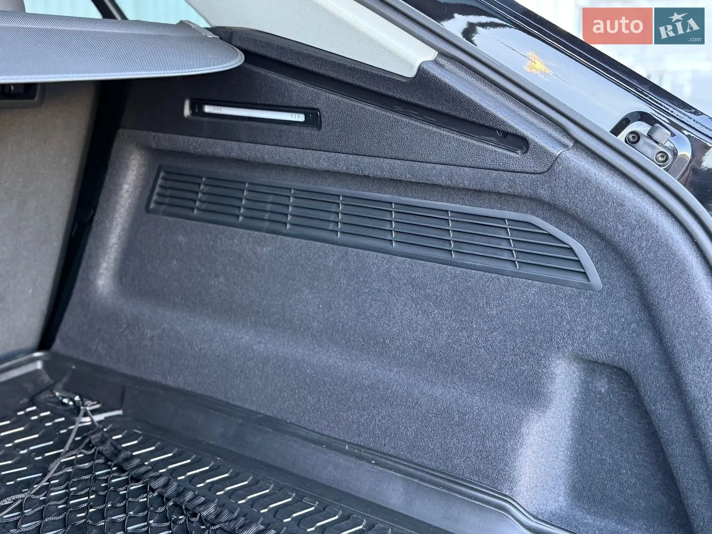 2025 Audi Q8 - мініатюра 29