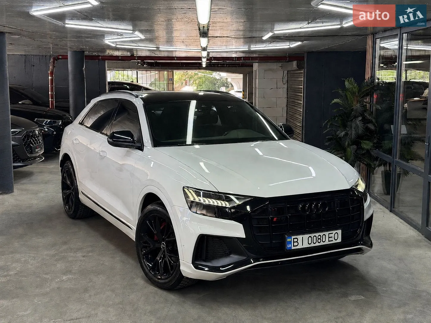 2019 Audi Q8 - фото 1