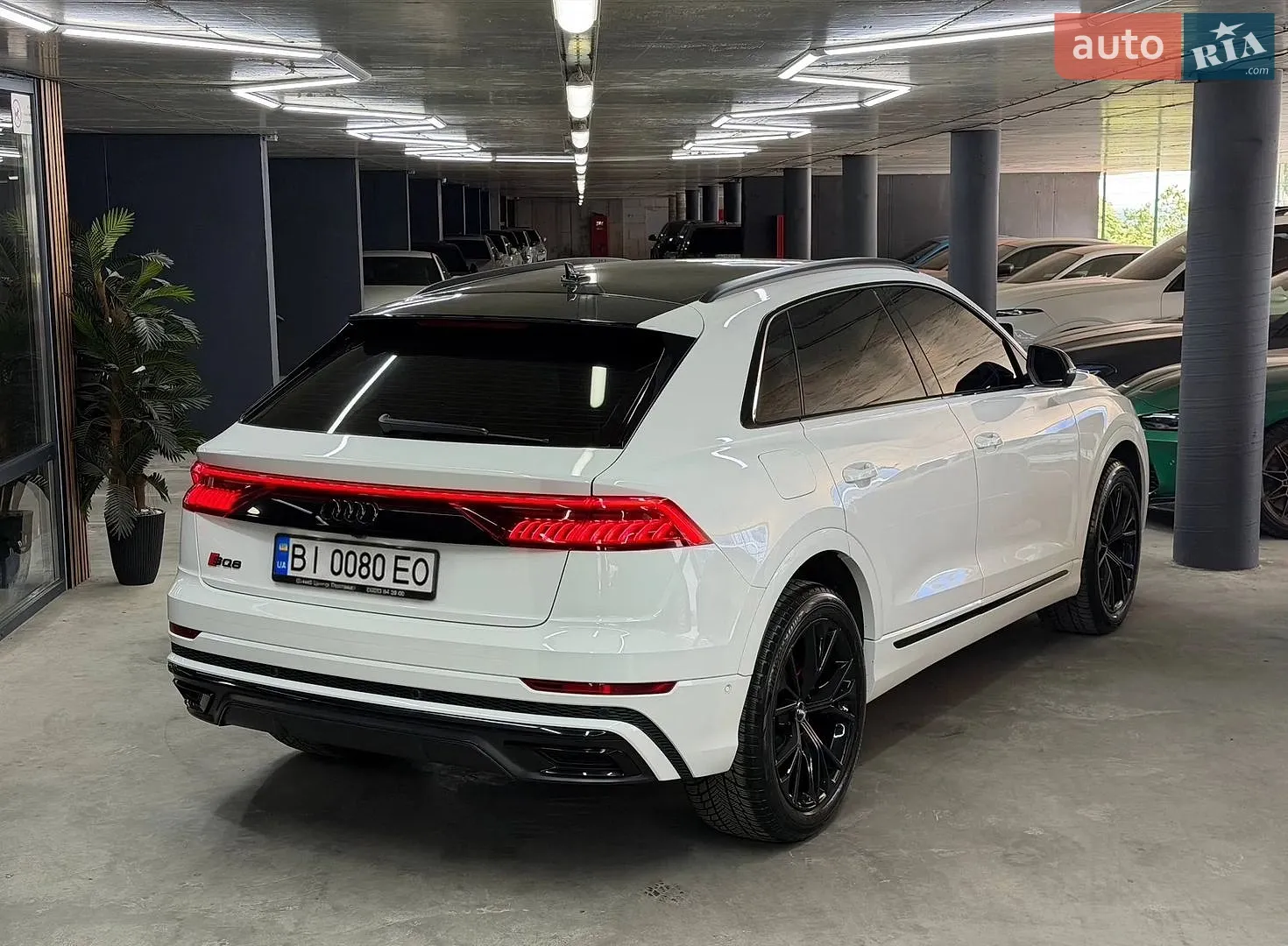 2019 Audi Q8 - мініатюра 3
