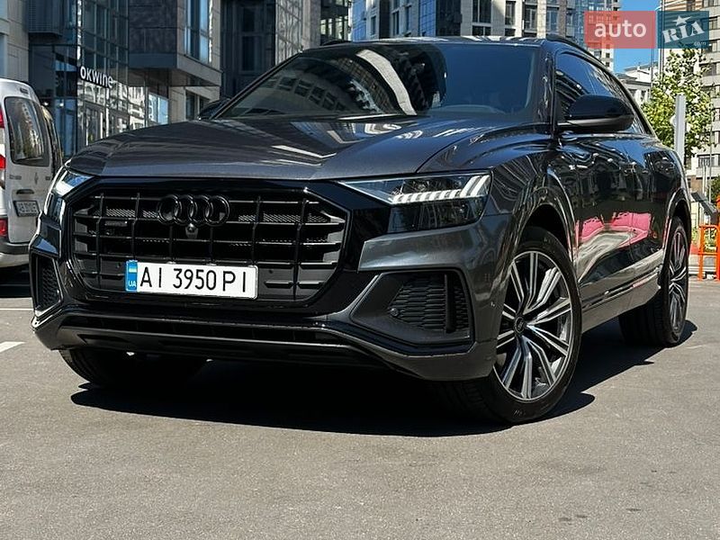 Внедорожник / Кроссовер Audi Q8 2023 в Киеве