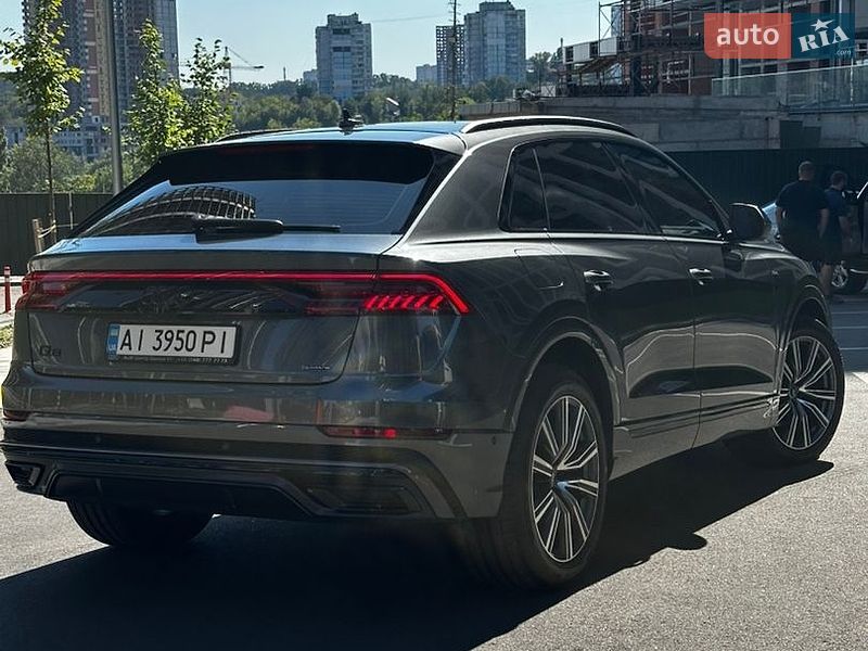 Позашляховик / Кросовер Audi Q8 2023 в Києві