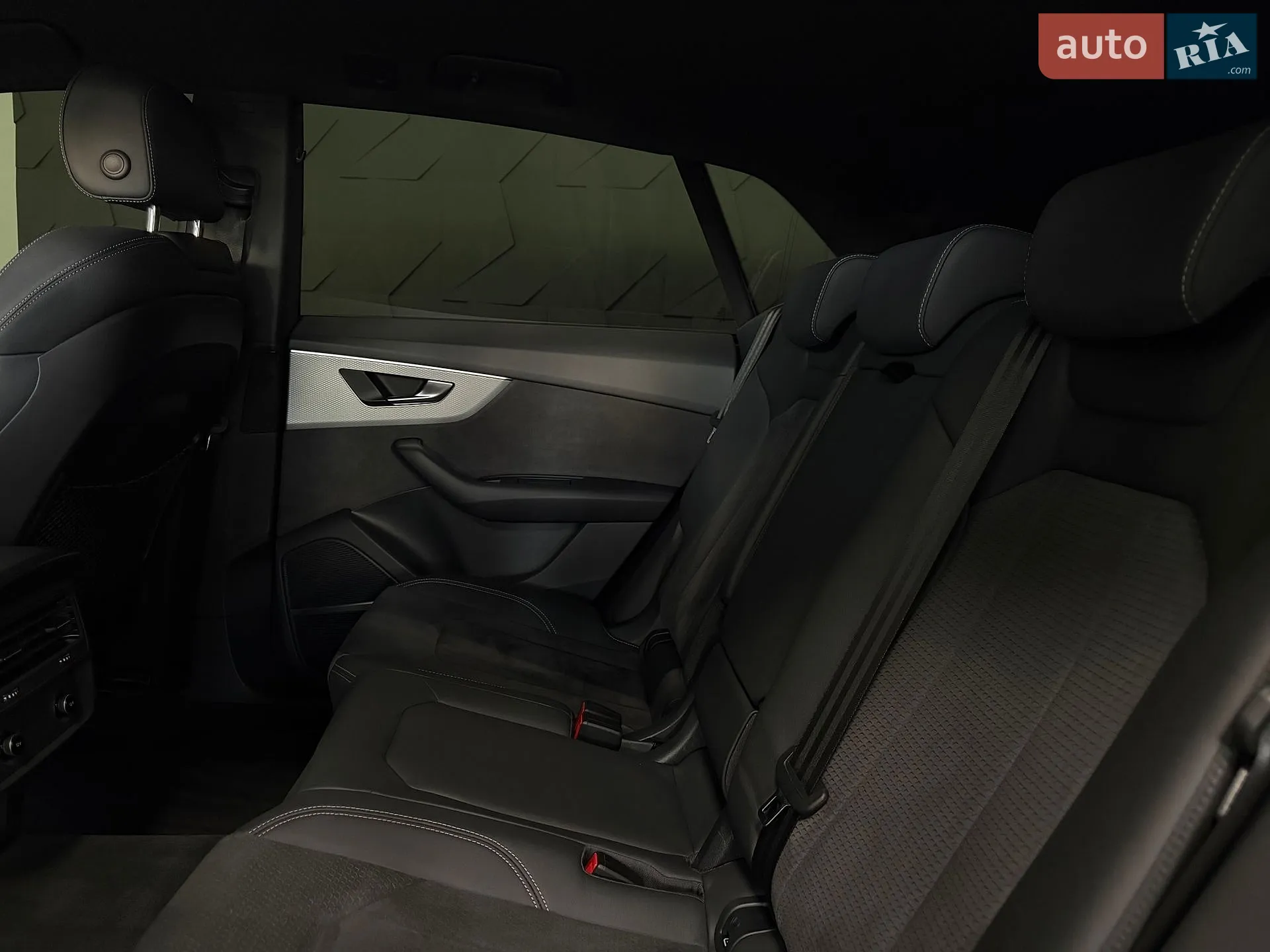 2024 Audi Q8 - мініатюра 48