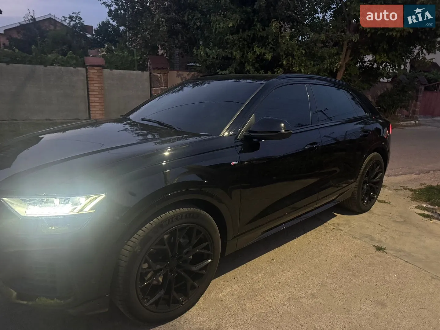 2019 Audi Q8 - мініатюра 3