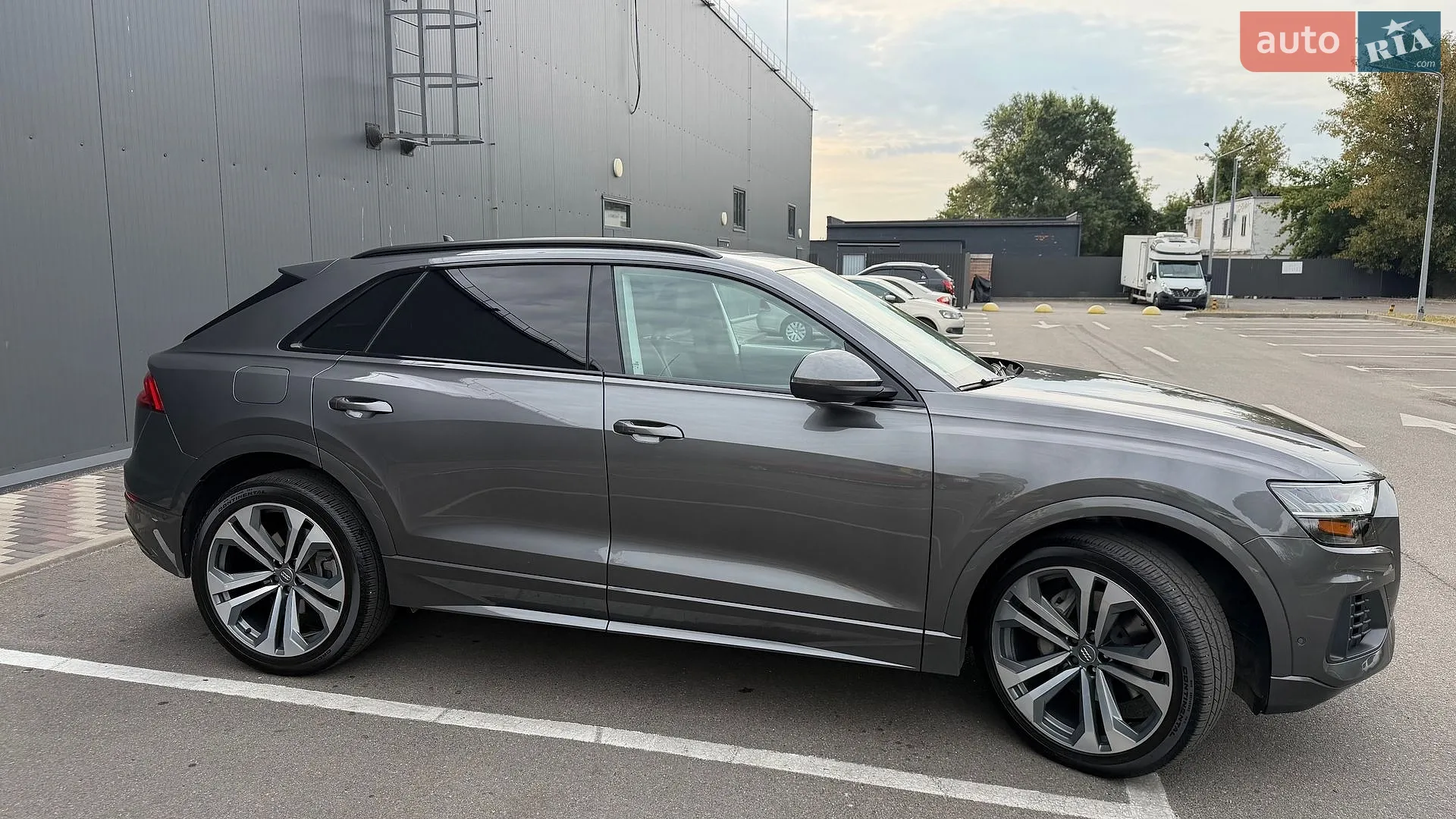 2018 Audi Q8 - мініатюра 4