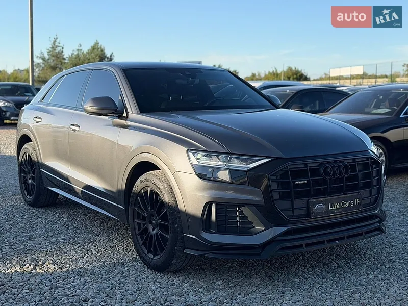 Audi Q8