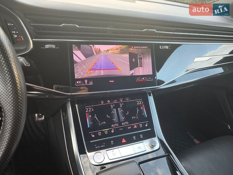 Внедорожник / Кроссовер Audi Q8 2019 в Киеве