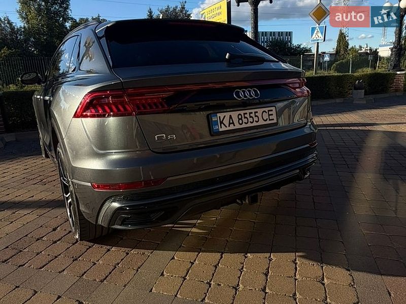 Внедорожник / Кроссовер Audi Q8 2019 в Киеве