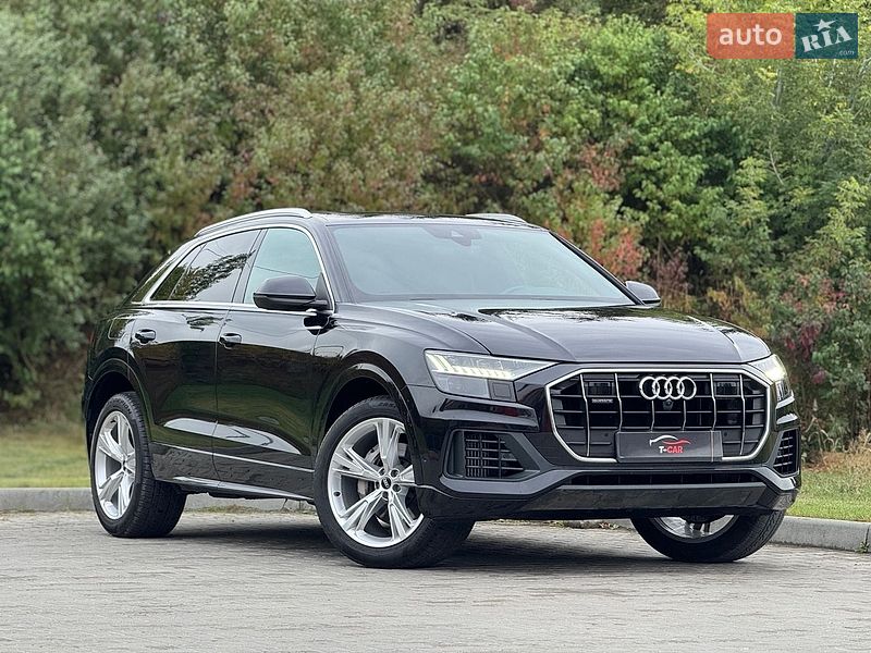 Audi Q8 2021