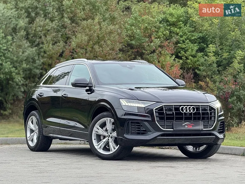 Audi Q8 2021