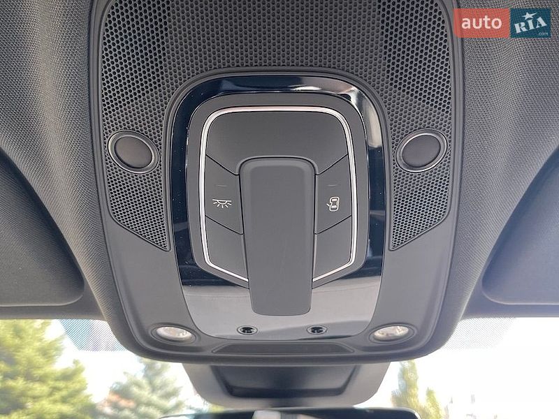 Внедорожник / Кроссовер Audi Q8 2025 в Киеве