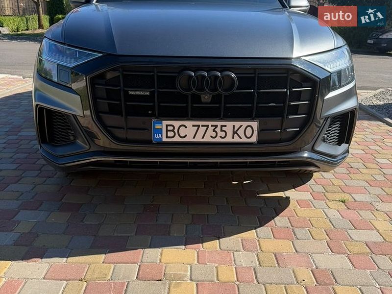 Позашляховик / Кросовер Audi Q8 2020 в Луцьку