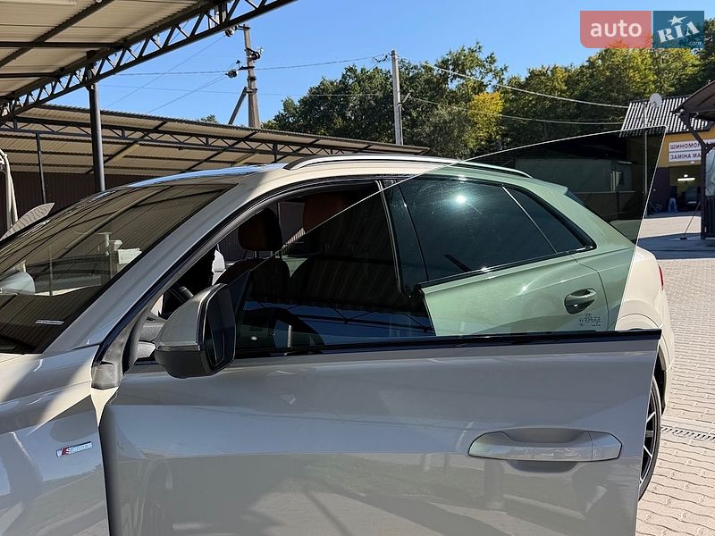 Внедорожник / Кроссовер Audi Q8 2020 в Гусятине