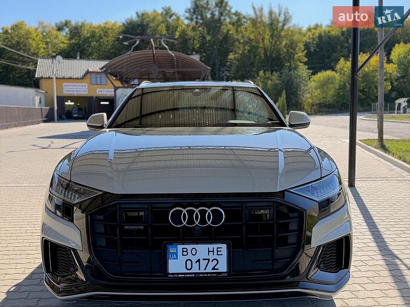 Внедорожник / Кроссовер Audi Q8 2020 в Гусятине