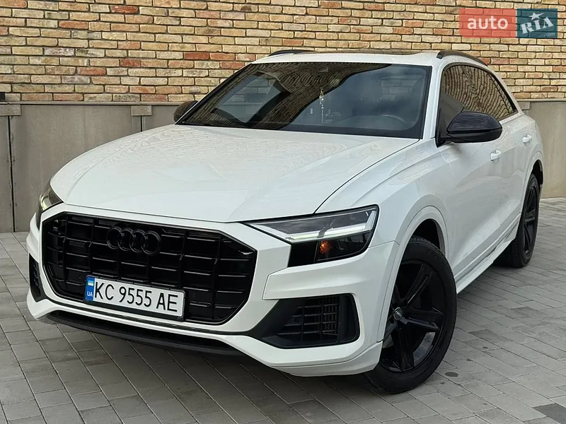 Audi Q8
