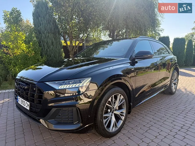 Audi Q8 2022