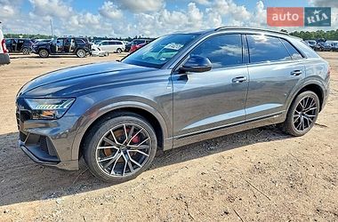 Audi Q8 2021