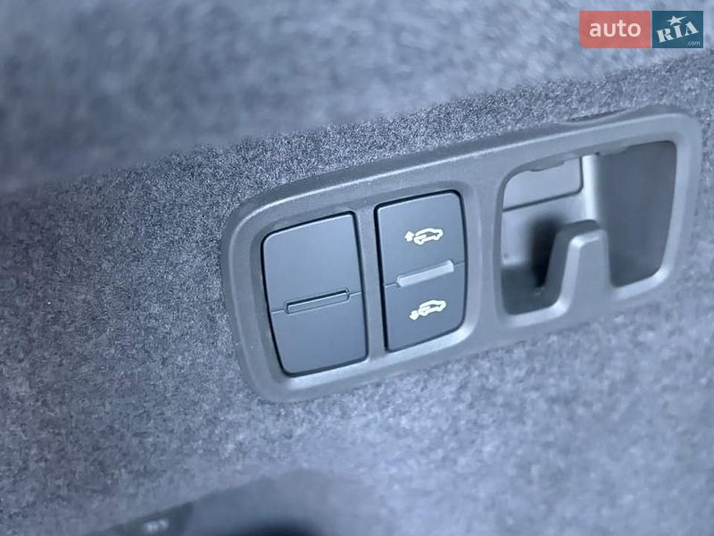 Внедорожник / Кроссовер Audi Q8 2026 в Киеве