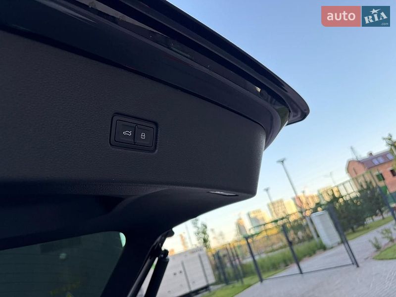 Внедорожник / Кроссовер Audi Q8 2026 в Киеве