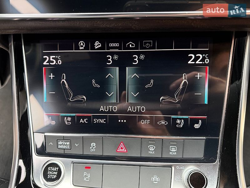 Внедорожник / Кроссовер Audi Q8 2020 в Киеве