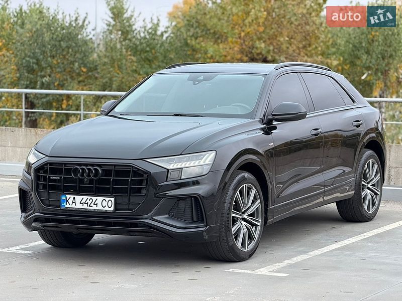Audi Q8 2022