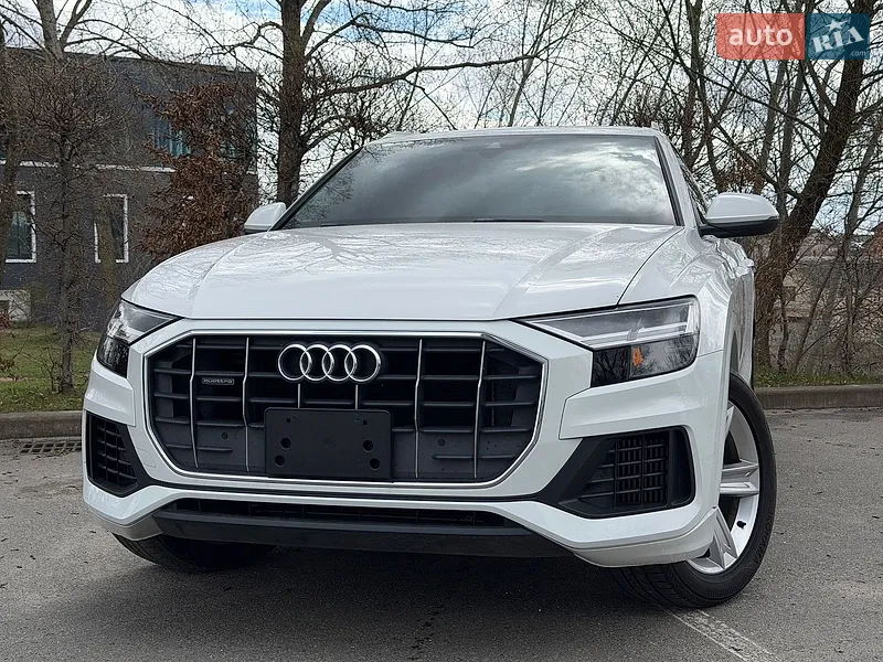 Audi Q8