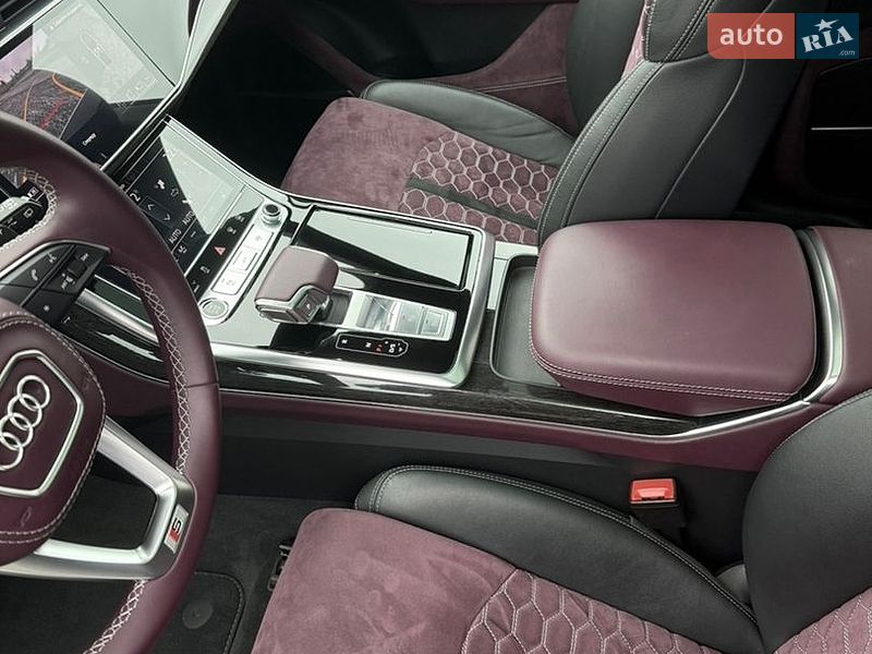 Позашляховик / Кросовер Audi Q8 2023 в Києві
