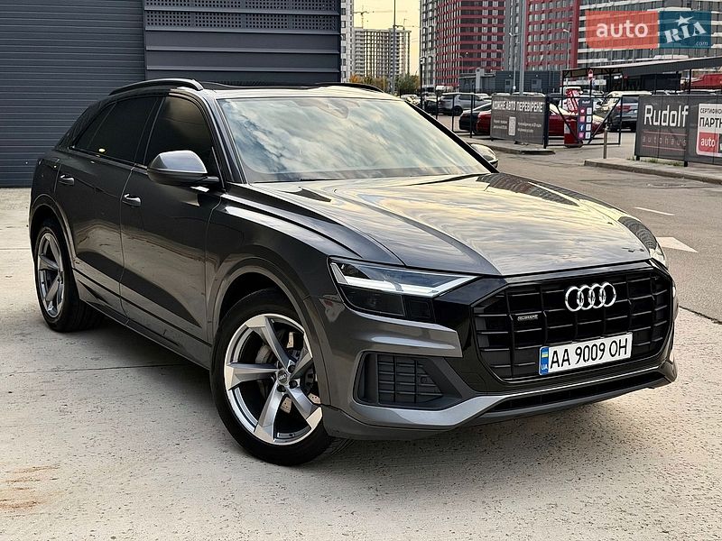 Позашляховик / Кросовер Audi Q8 2020 в Києві