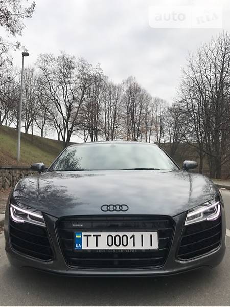 Купе Audi R8 2014 в 