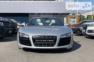 Кабріолет Audi R8 2011 в 