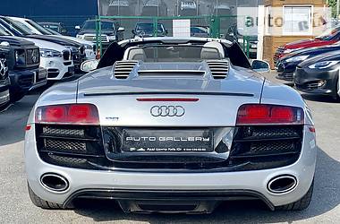 Кабріолет Audi R8 2011 в 