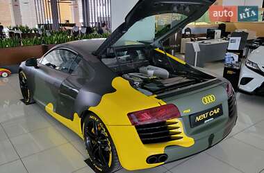 Купе Audi R8 2007 в 