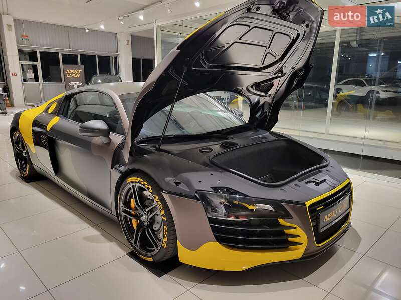 Купе Audi R8 2007 в Киеве