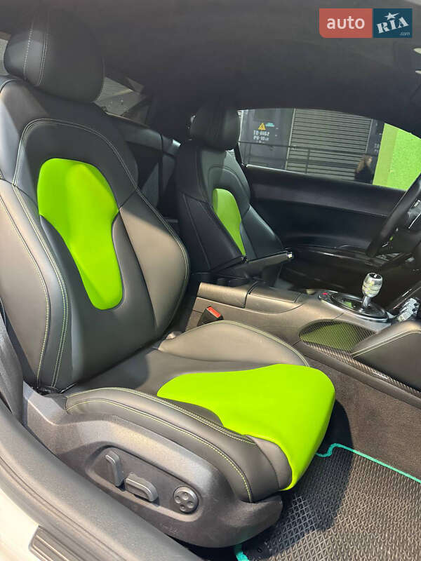 Купе Audi R8 2008 в Киеве