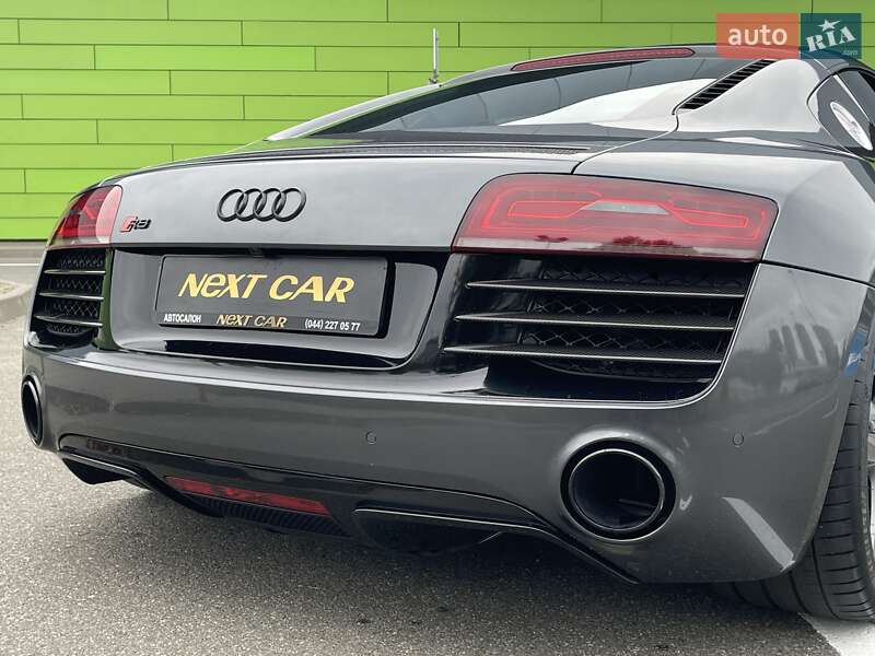 Купе Audi R8 2013 в Киеве