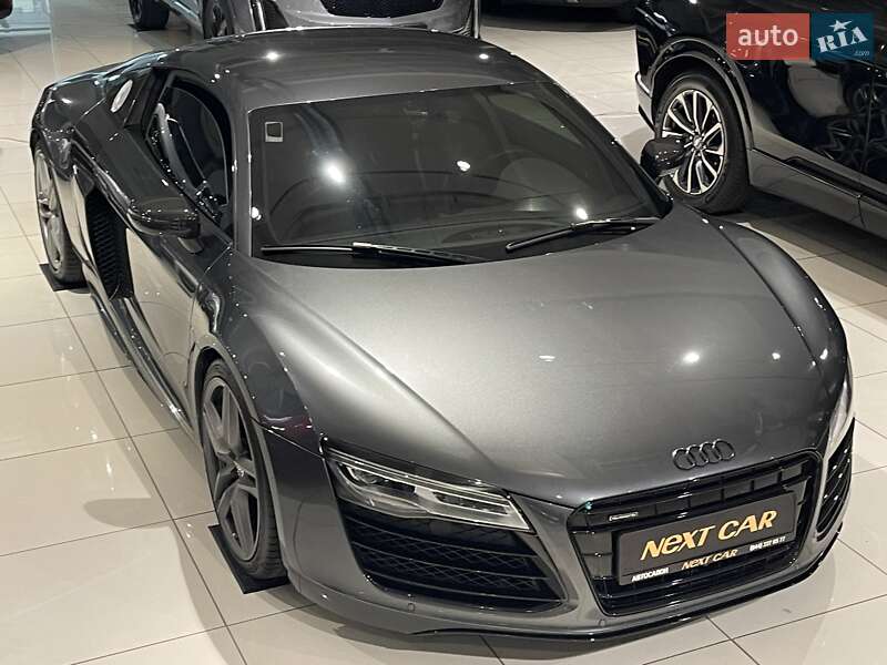 Купе Audi R8 2013 в Киеве