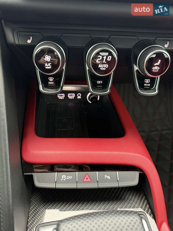 Родстер Audi R8 2020 в Дніпрі фото 25 Родстер Audi R8 2020 в Дніпрі