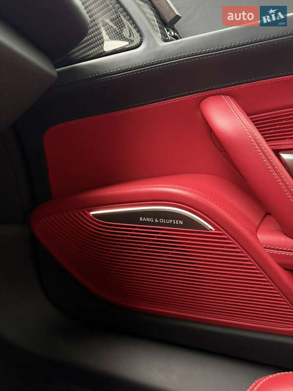 Родстер Audi R8 2020 в Дніпрі фото 27 Родстер Audi R8 2020 в Дніпрі