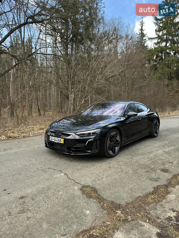 Audi RS e-tron GT 2021