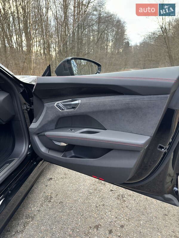 Купе Audi RS e-tron GT 2021 в Вінниці