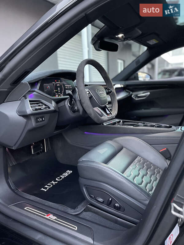 Купе Audi RS e-tron GT 2021 в Одесі