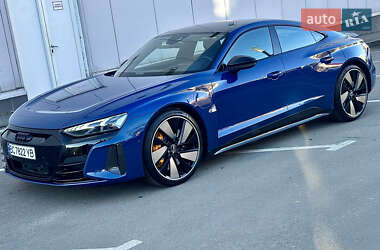 Купе Audi RS e-tron GT 2021 в 