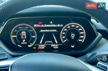 Купе Audi RS e-tron GT 2021 в 